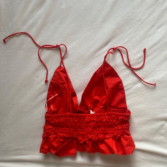 Red ruffle tank top - Picture 5 of 7